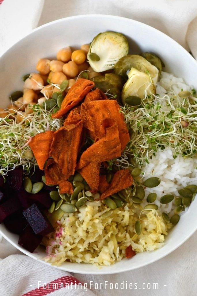 This simple and probiotic Buddha bowl is gluten-free, vegan and keto!