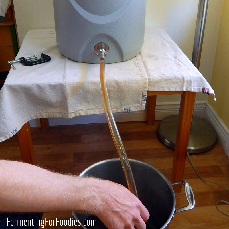How to brew beer - sparging malted grain to make the wort