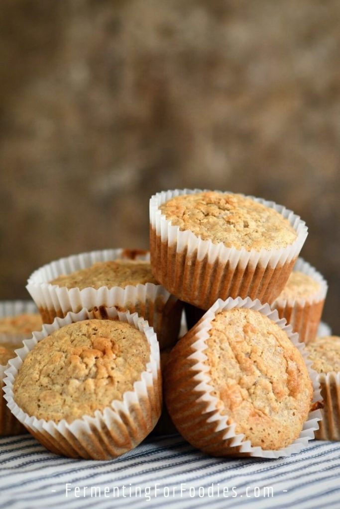 Healthy, low-sugar buttermilk oatmeal muffins