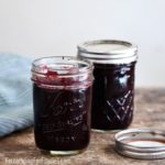 Naturally sugar-free elderberry syrup for colds and flu