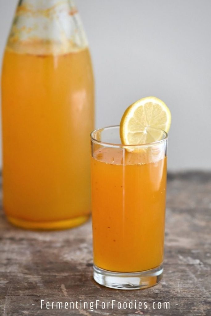 How to make fermented turmeric soda for a probiotic burst of antioxidants!